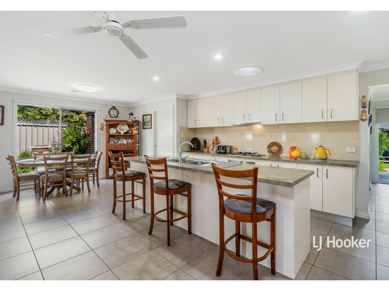 4 Parkland Place, Broadford VIC 3658