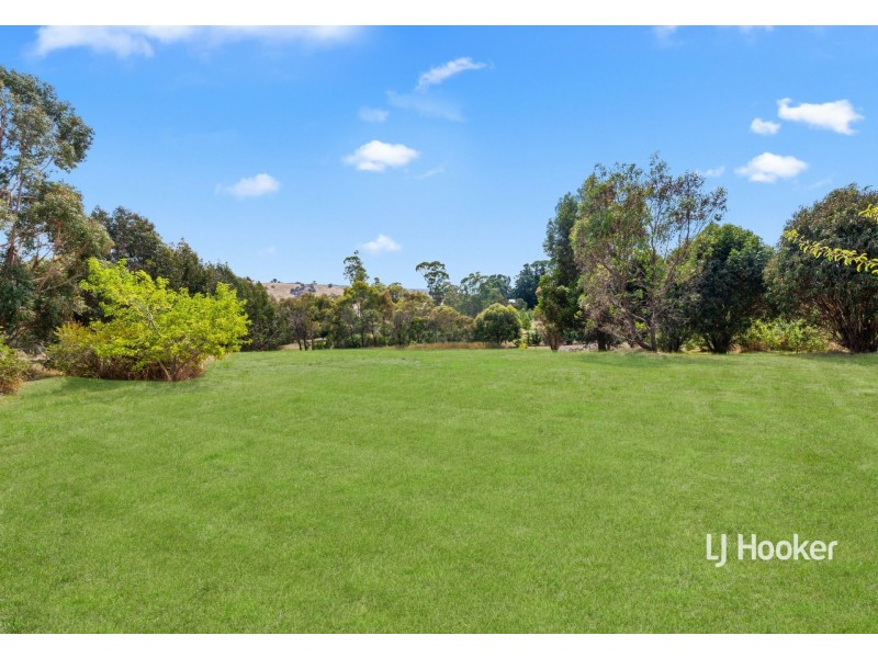 13 Julia Court, Pyalong VIC 3521