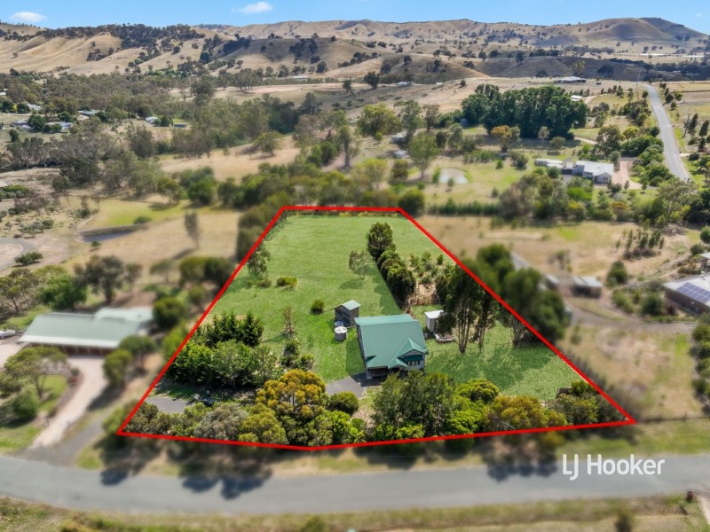 13 Julia Court, Pyalong VIC 3521