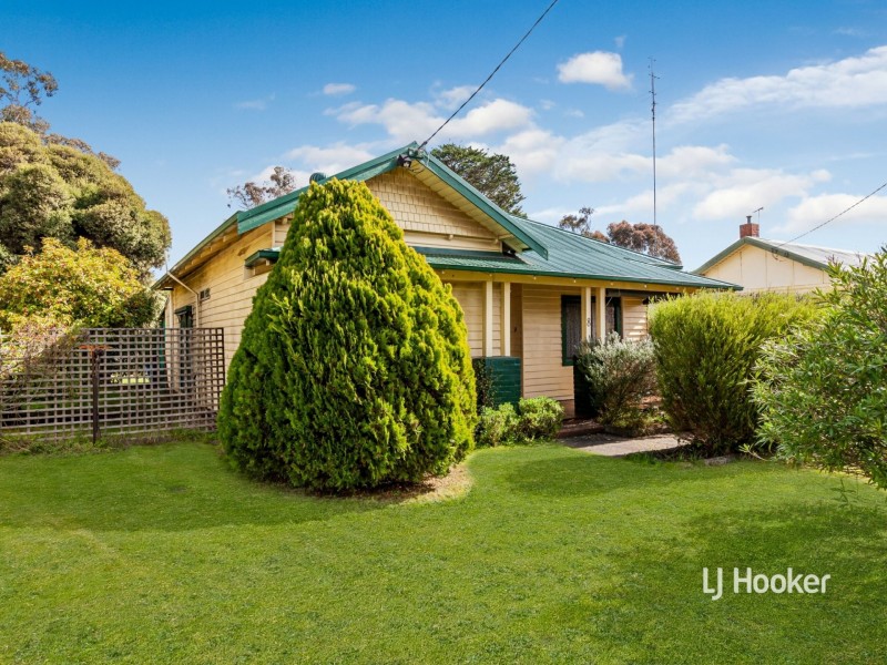 8 Short Street, Broadford VIC 3658