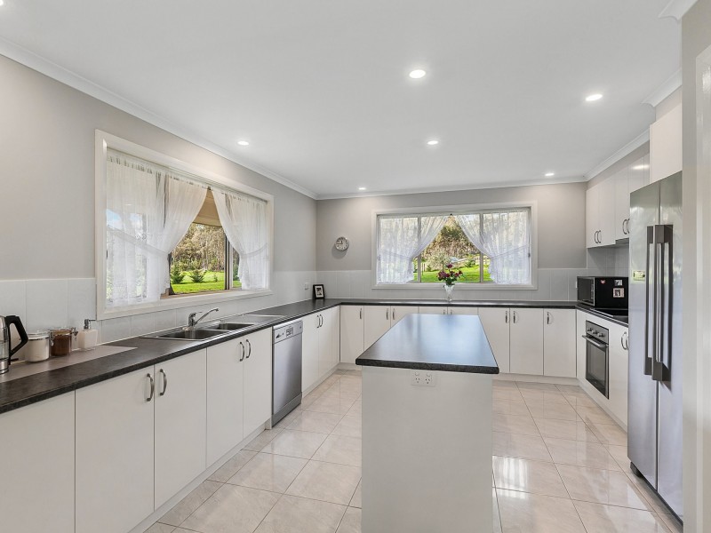 36 Burges Lane, Broadford VIC 3658