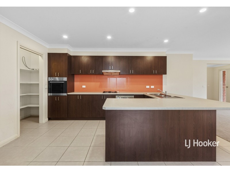 Unit 1/44 Snodgrass Street, Broadford VIC 3658