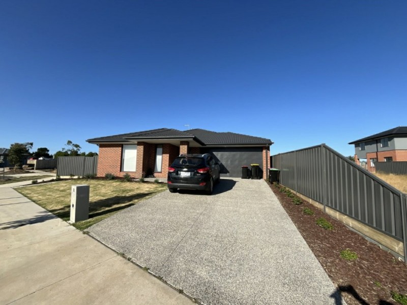 12 Holman Road, Kilmore VIC 3764