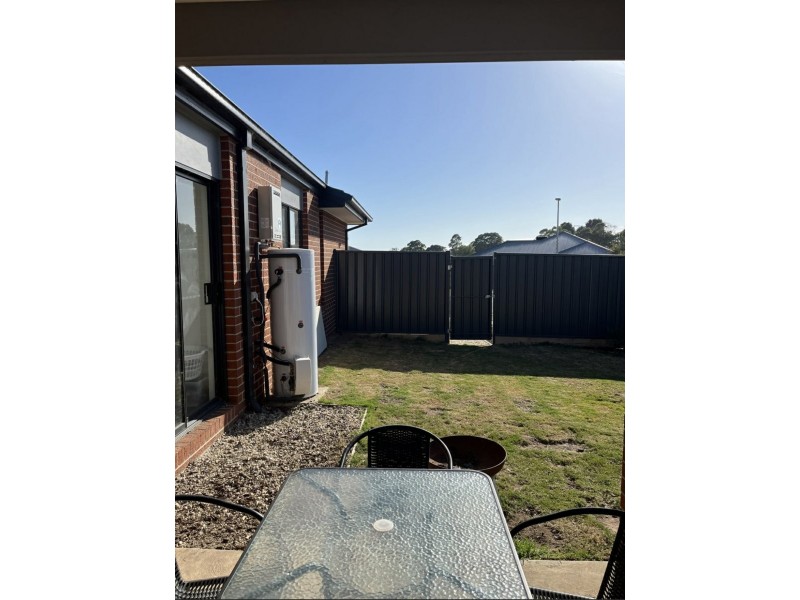 12 Holman Road, Kilmore VIC 3764