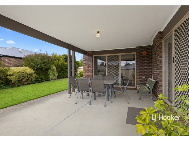 1 Furnari Close, Broadford VIC 3658