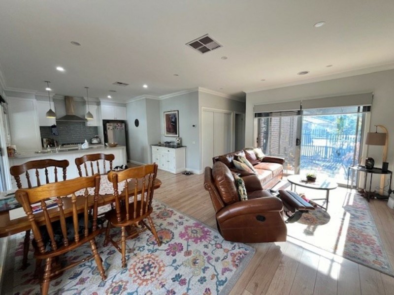 2/212C High Street, Broadford VIC 3658