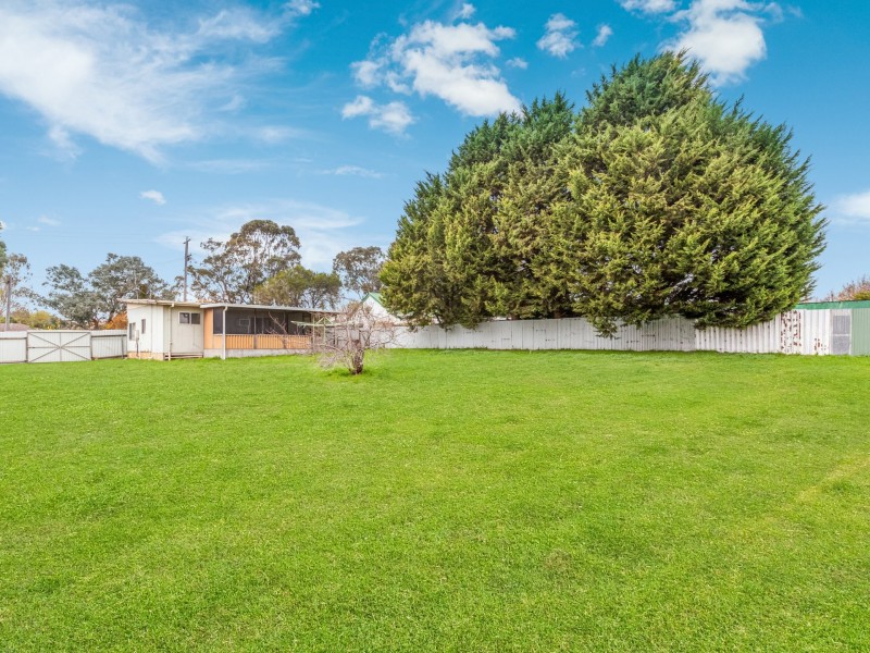 4 Mia Mia Road, Broadford VIC 3658