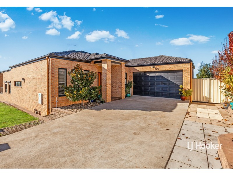 6 James Close, Kilmore VIC 3764
