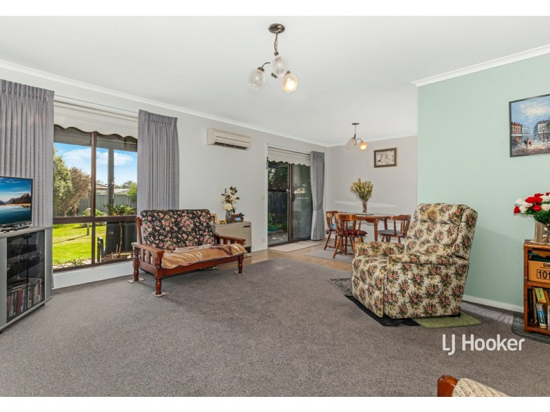 8 Dean Drive, Broadford VIC 3658