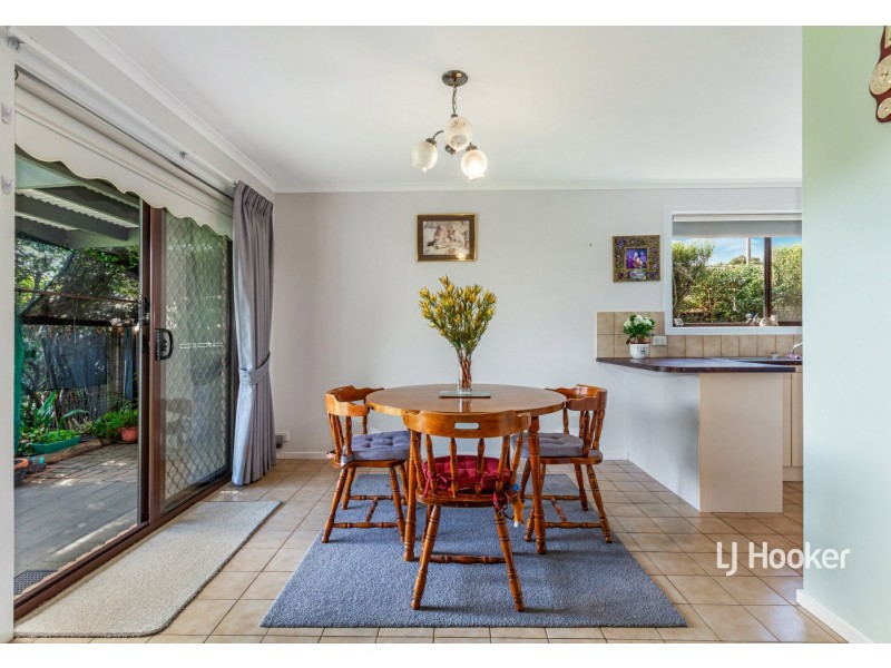 8 Dean Drive, Broadford VIC 3658