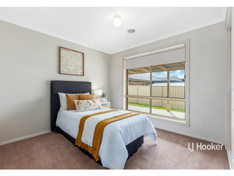 39 Pauline Way, Kilmore VIC 3764