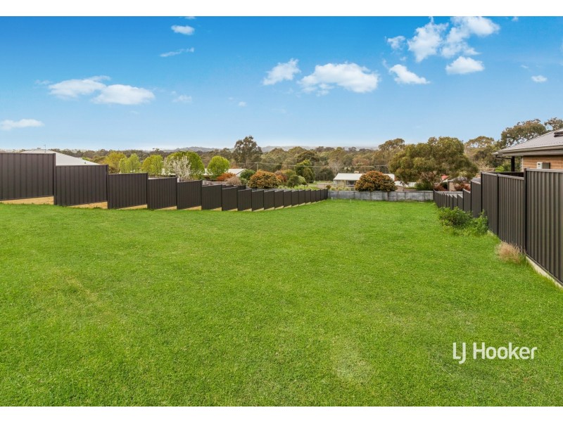 64 Davidson Street, Broadford VIC 3658