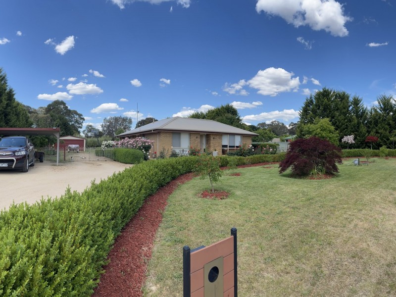 7 Kearns Close, Broadford VIC 3658
