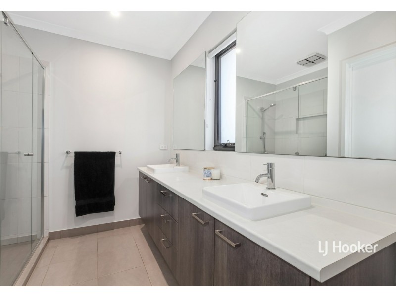 57 Riceflower Rise, Wallan VIC 3756