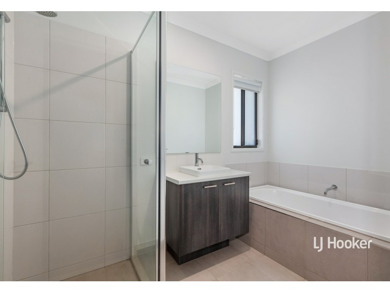 57 Riceflower Rise, Wallan VIC 3756