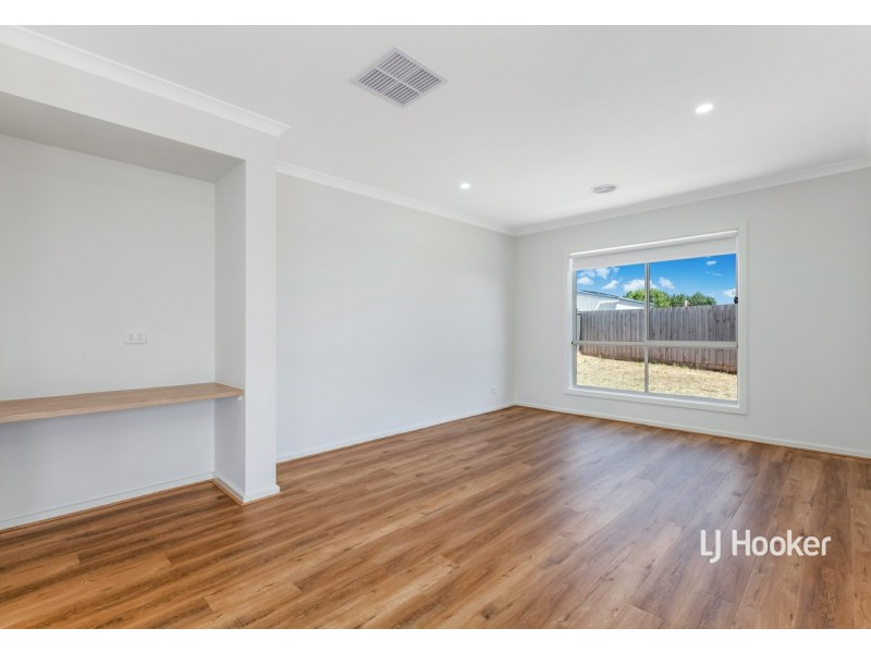 12 Teal Court, Kilmore VIC 3764