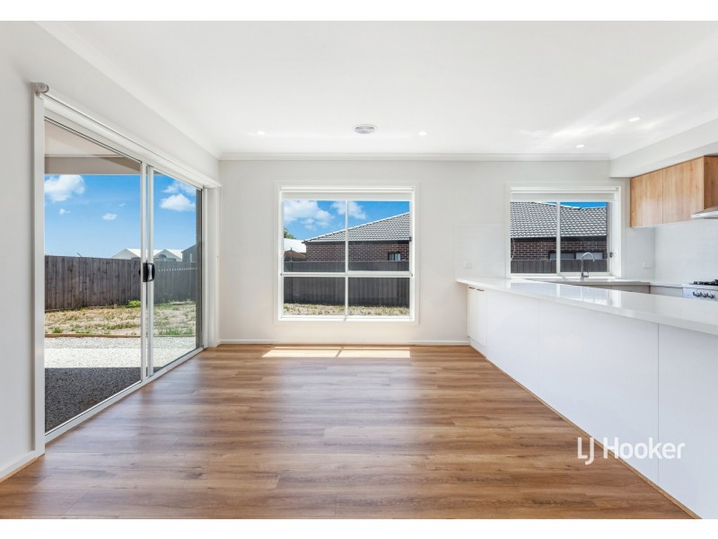 12 Teal Court, Kilmore VIC 3764