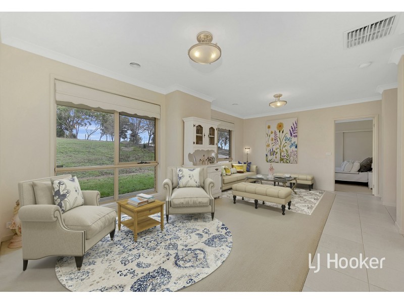 3 Lookout Rise, Hidden Valley VIC 3756