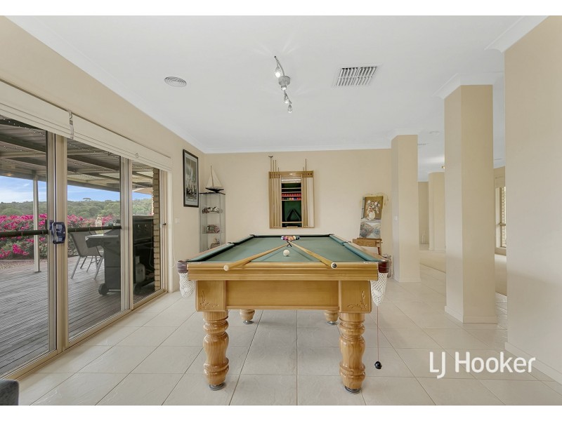 3 Lookout Rise, Hidden Valley VIC 3756