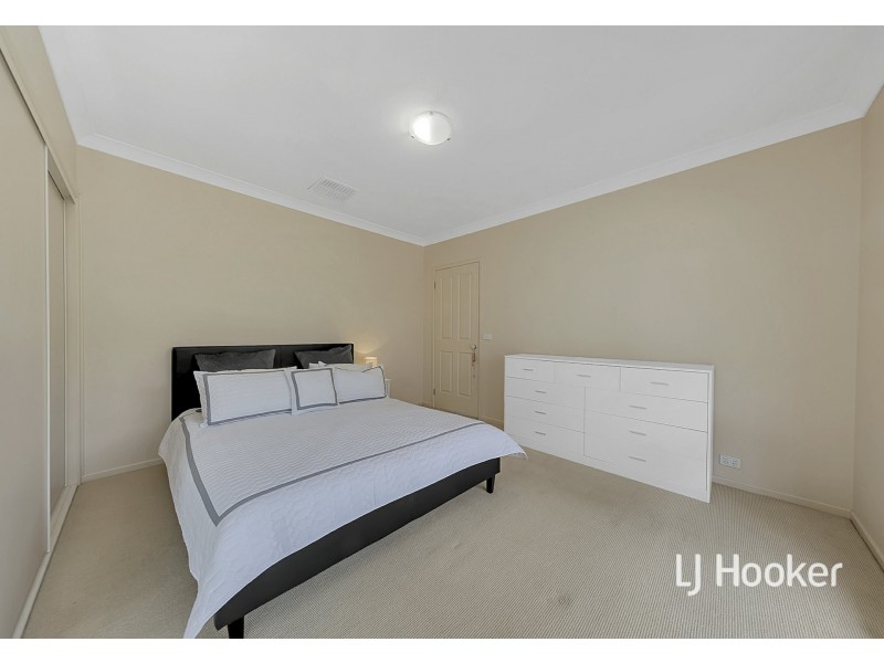 3 Lookout Rise, Hidden Valley VIC 3756