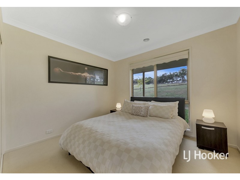 3 Lookout Rise, Hidden Valley VIC 3756