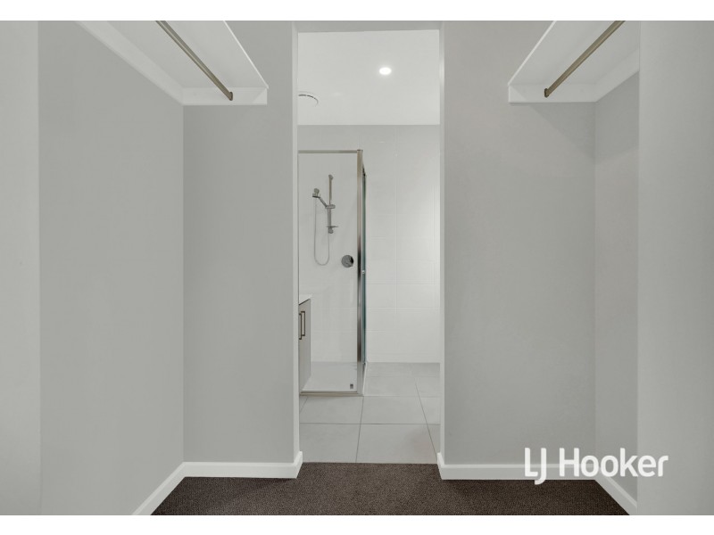 112 Newbridge Boulevard, Wallan VIC 3756