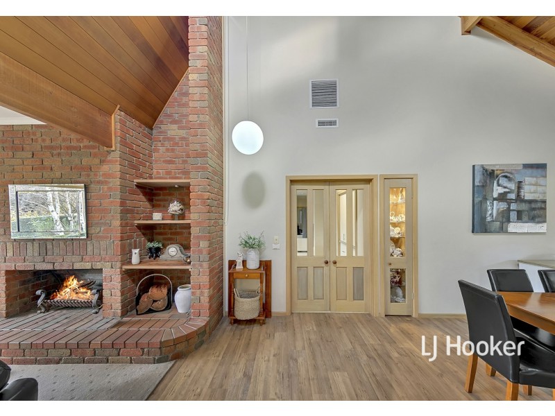 44 Melrose Drive, Kilmore VIC 3764