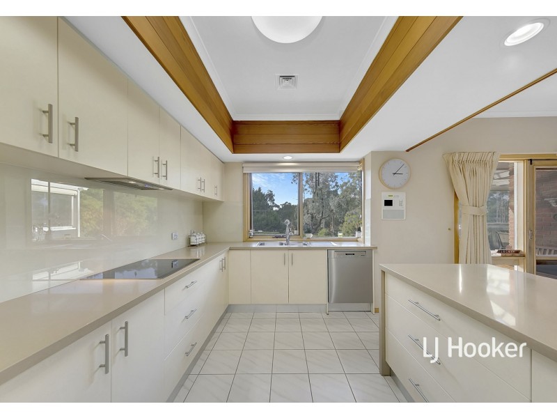 44 Melrose Drive, Kilmore VIC 3764