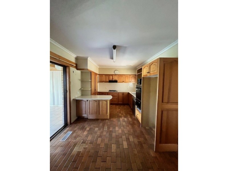 74 Anglesey Street, Seymour VIC 3660