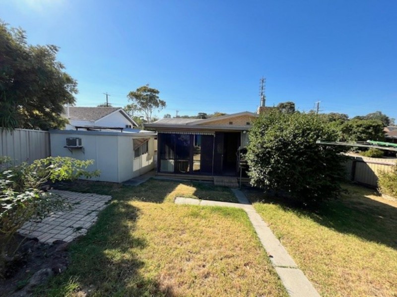 74 Anglesey Street, Seymour VIC 3660