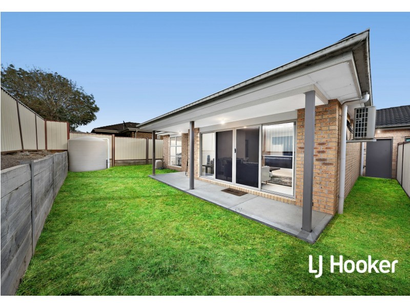 Unit 11/6 Eden Place, Wallan VIC 3756