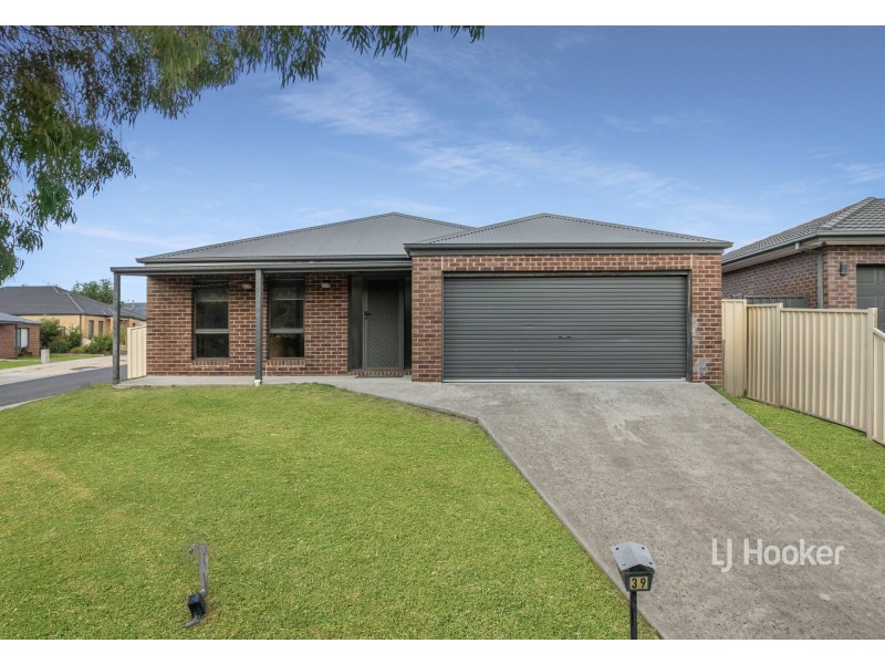 39 Chloe Drive, Broadford VIC 3658