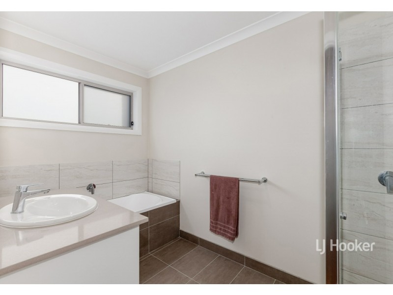 23 Francis Court, Kilmore VIC 3764