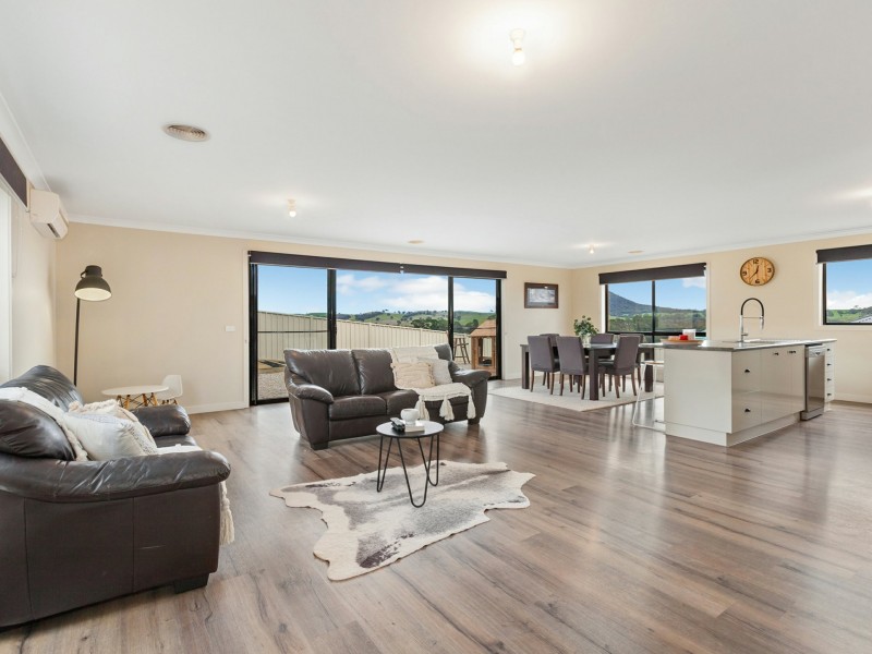 7 Aspect Blvd, Broadford VIC 3658