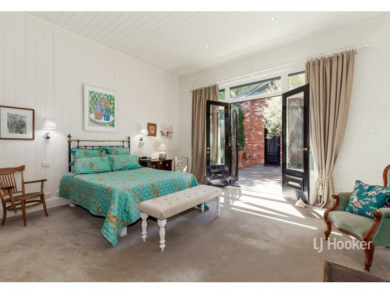 16 Bank Street, Avenel VIC 3664