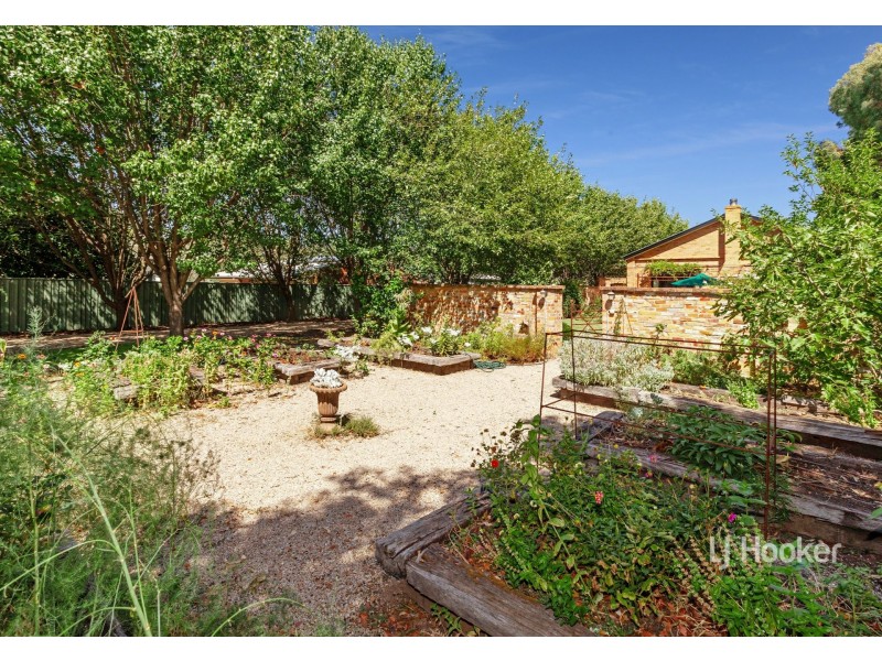 16 Bank Street, Avenel VIC 3664