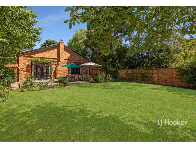 16 Bank Street, Avenel VIC 3664