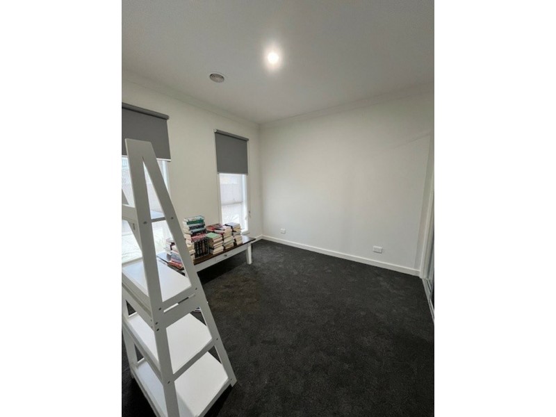 2/40 McKenzie Street, Broadford VIC 3658