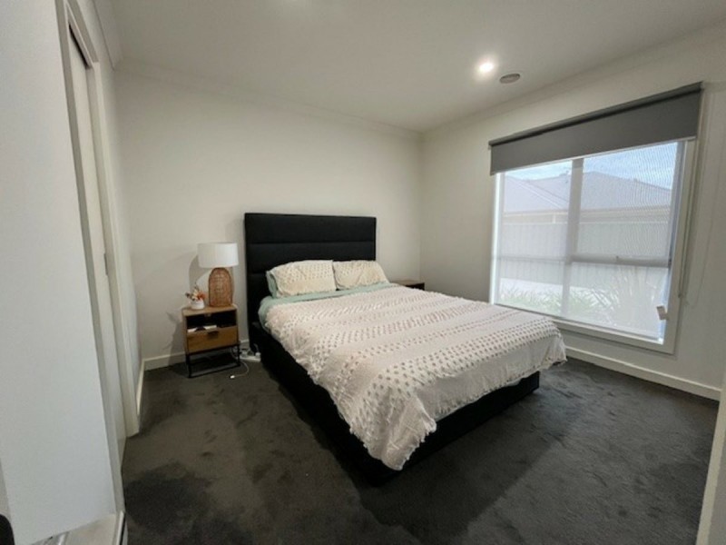 2/40 McKenzie Street, Broadford VIC 3658