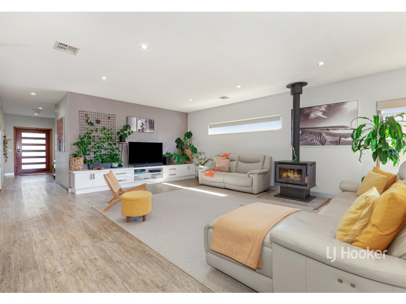 6 Parkland Place, Broadford VIC 3658