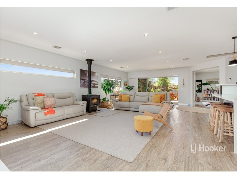 6 Parkland Place, Broadford VIC 3658