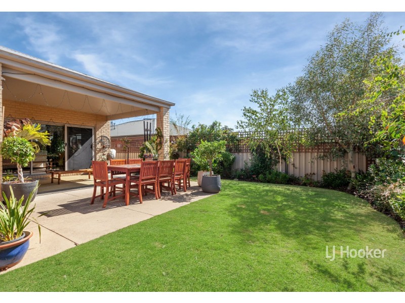 6 Parkland Place, Broadford VIC 3658