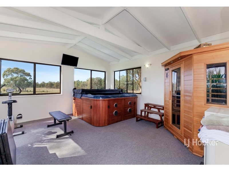 160 Delatite Road, Seymour VIC 3660