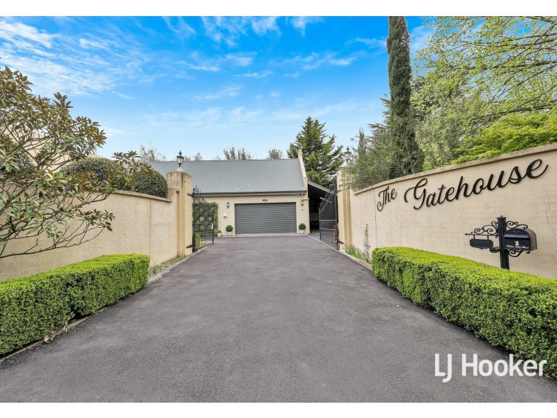 1 Hidden Valley Boulevard, Hidden Valley VIC 3756