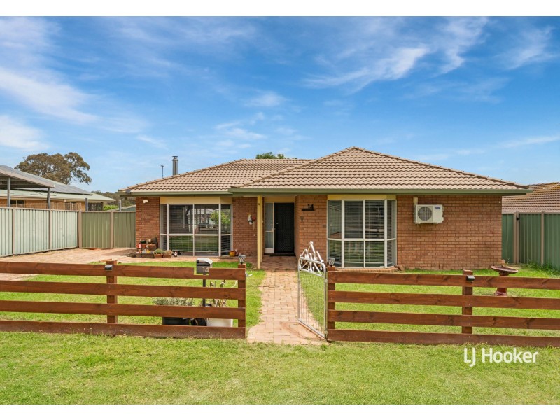 14 Burges Lane, Broadford VIC 3658