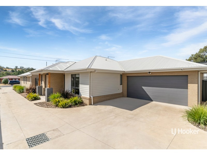Unit 2/40 McKenzie Street, Broadford VIC 3658