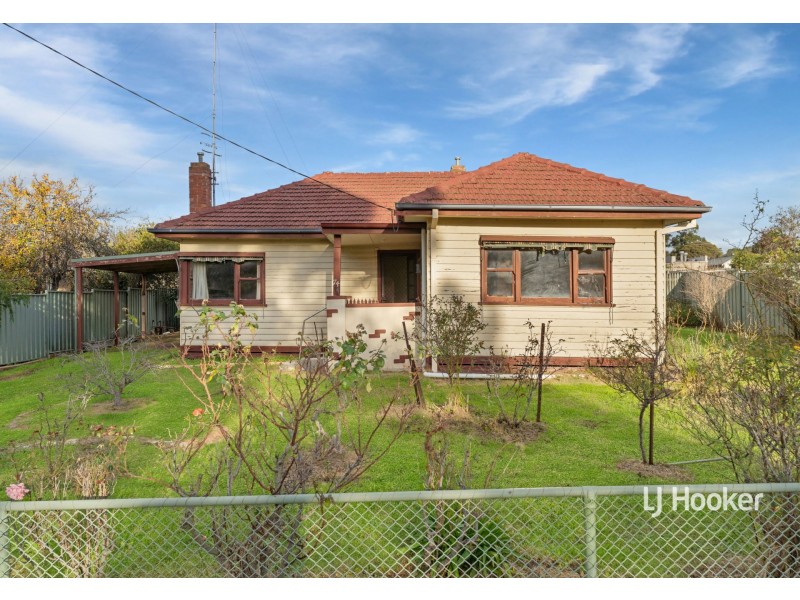 74 Gavan Street, Broadford VIC 3658