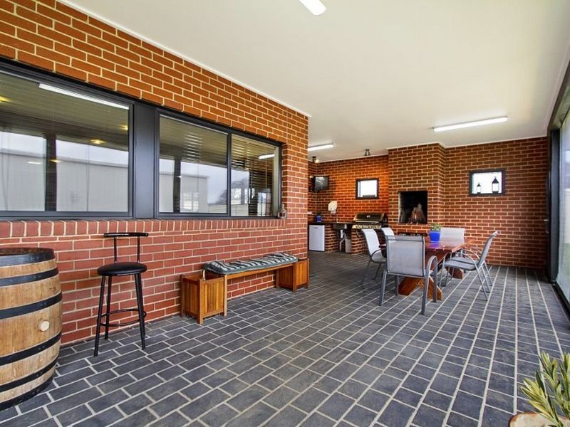 36 Harrington Drive, Kilmore VIC 3764