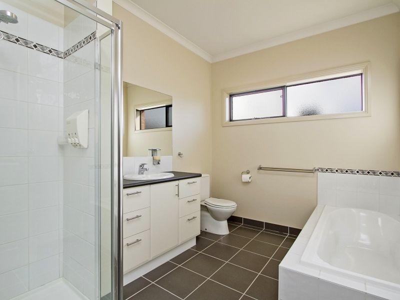 36 Harrington Drive, Kilmore VIC 3764