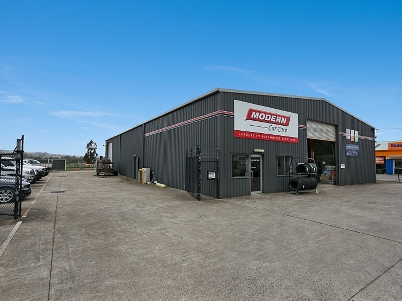 122-124 Powlett Street, Kilmore VIC 3764